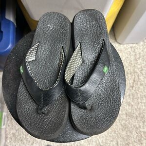 Sanuk Sandal